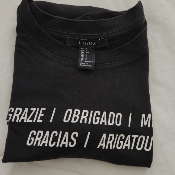 FOREVER 21 BLACK TEE SIZE S - Picture 8 of 8